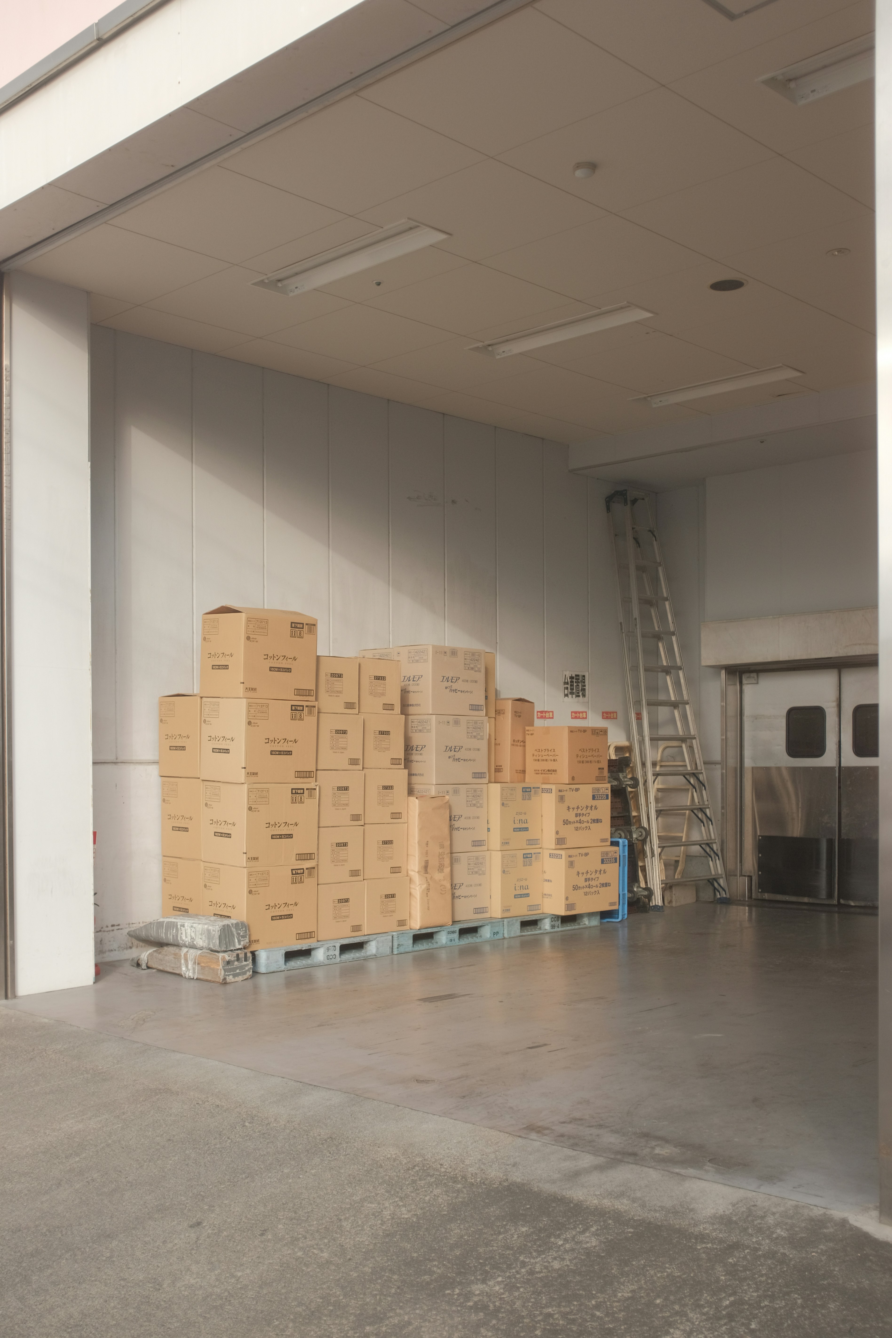 Low price moving shifting packing - Image 2